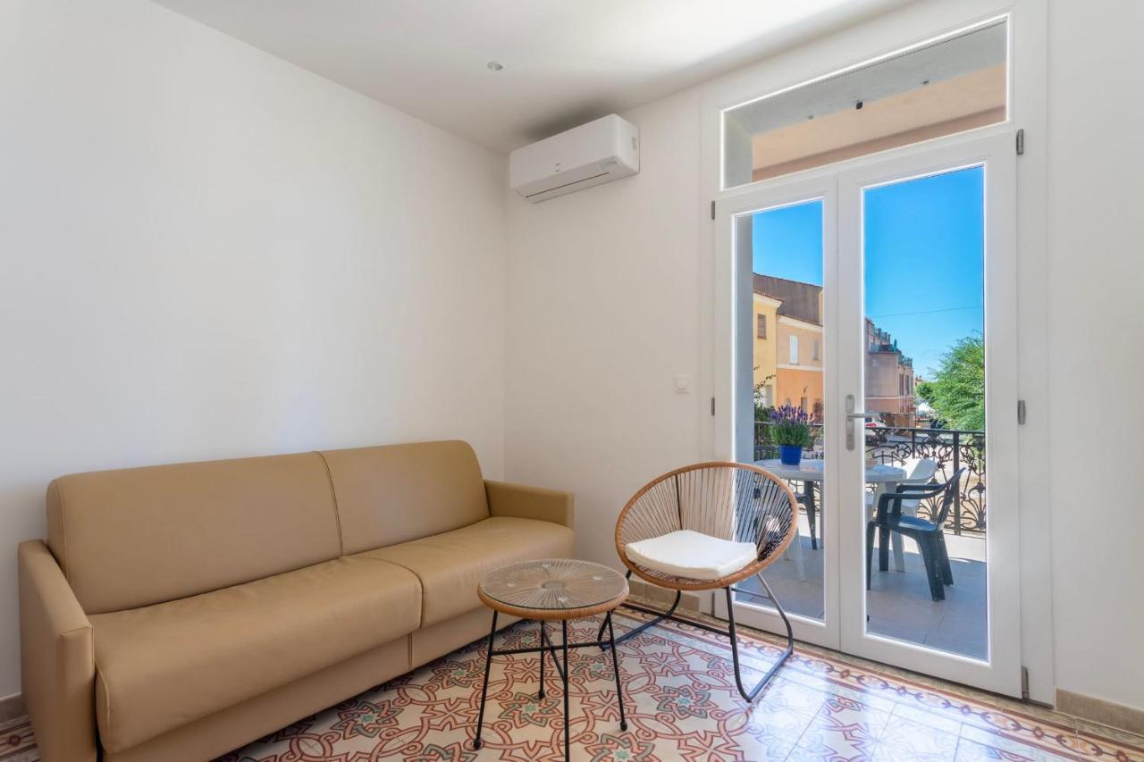 Luxurious 1 Bedroom, Ac, Terrace, Close Beaches - Dodo Et Tartine Каркеранн Екстер'єр фото