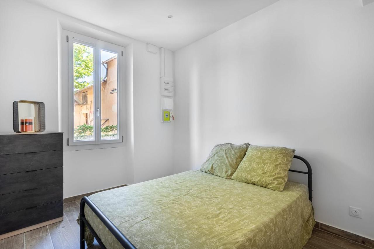 Luxurious 1 Bedroom, Ac, Terrace, Close Beaches - Dodo Et Tartine Каркеранн Екстер'єр фото