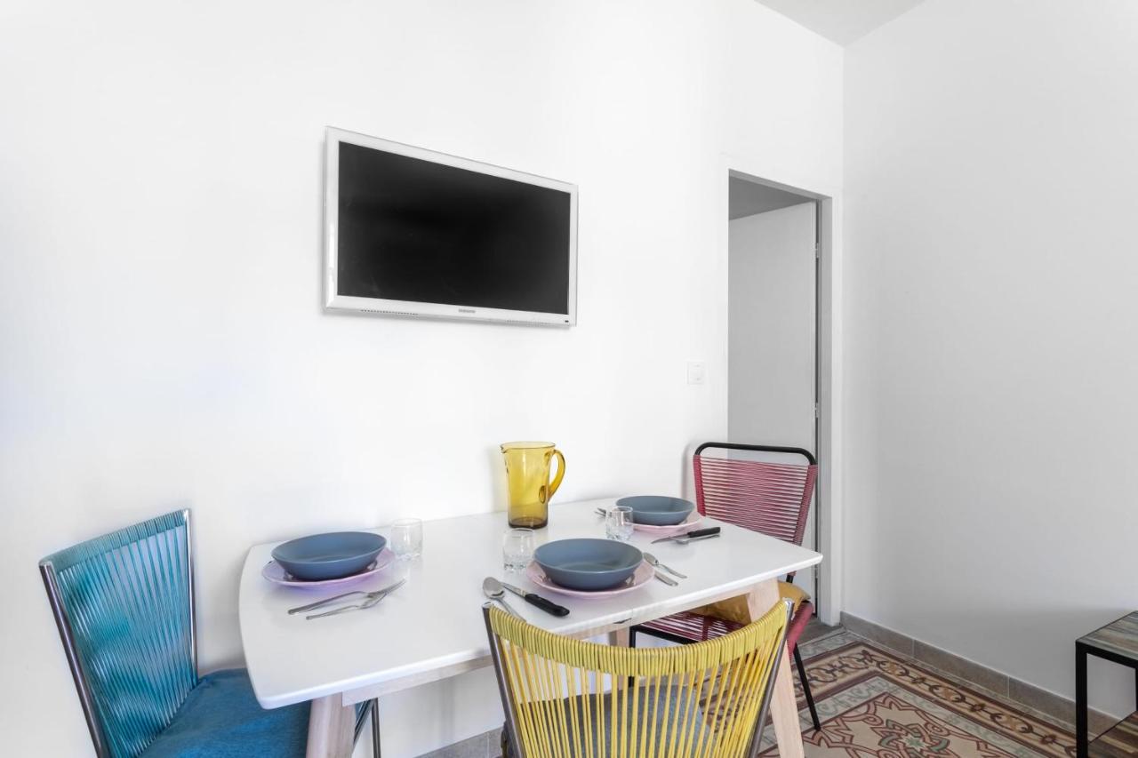 Luxurious 1 Bedroom, Ac, Terrace, Close Beaches - Dodo Et Tartine Каркеранн Екстер'єр фото